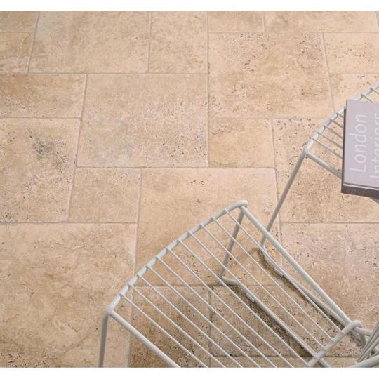 romai vegyes rakas modul modern travertin bezs meszko kohatasu fagyallo greslap jarolap padlolap padloburkolat keramia rusztikus mediterran nappali terasz.jpg